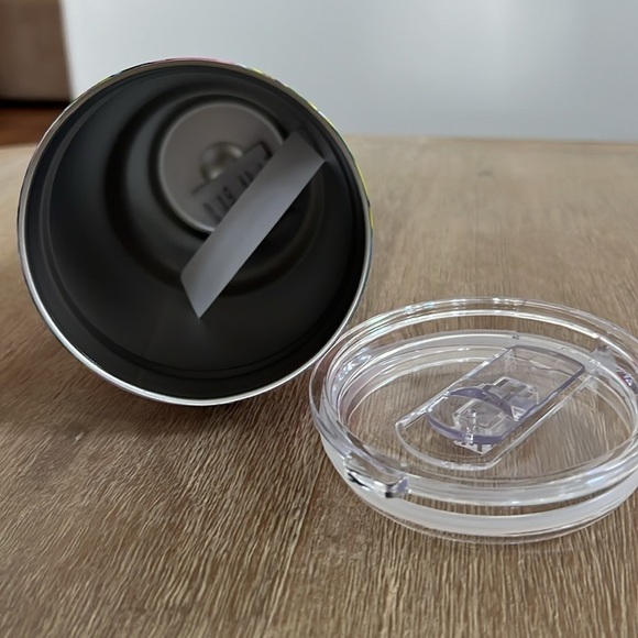 Lilly Pulitzer Stainless Steel Insulated Tumbler Lid Mermaid in the Shade 30 oz - Picture 8 of 8